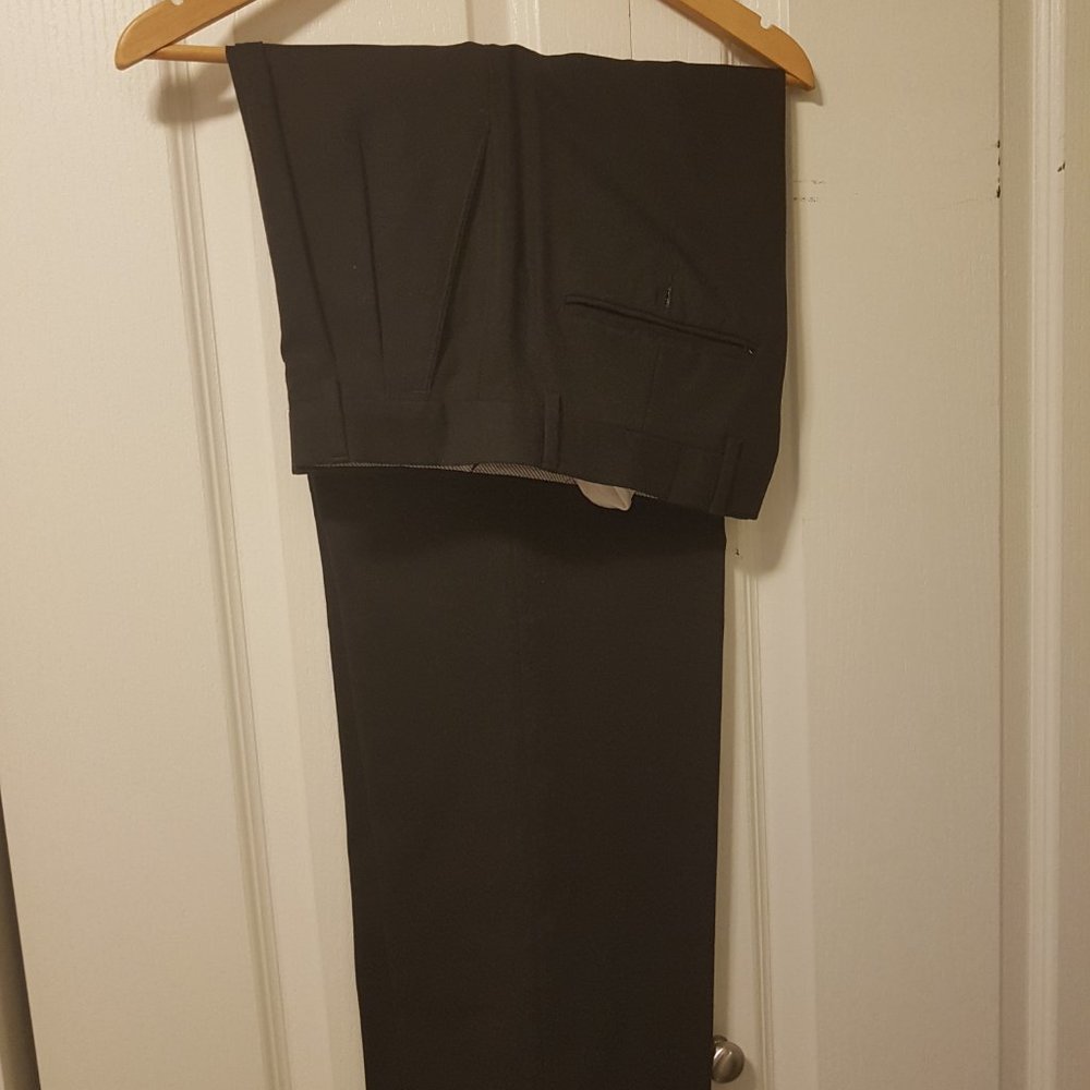 Complete suit. - Picture 4 of 5